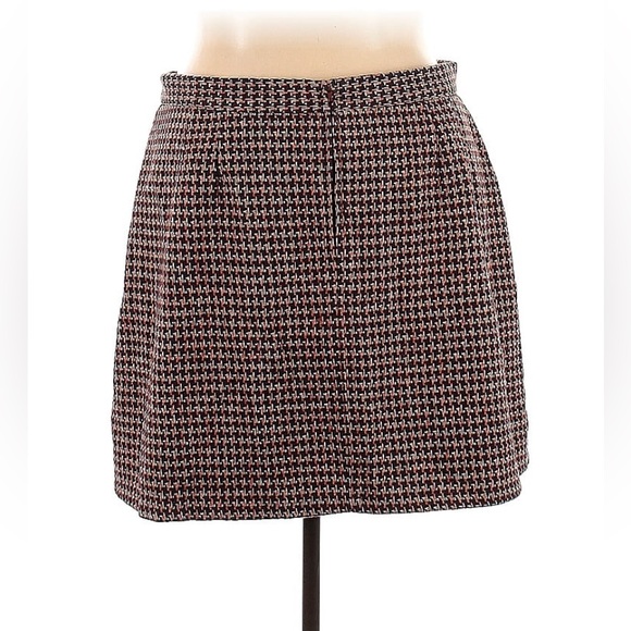 Perfect for fall mini skirt 🍁🍂 - Picture 2 of 2